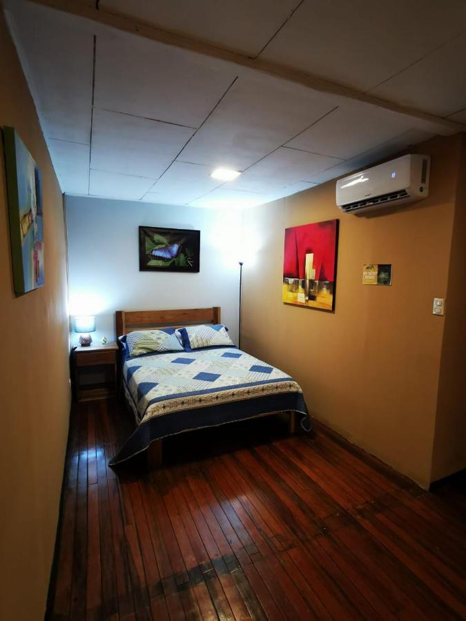 Toucan Hostel Alajuela Eksteriør bilde